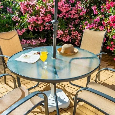 Nogueras De By Ruralidays Holiday home *